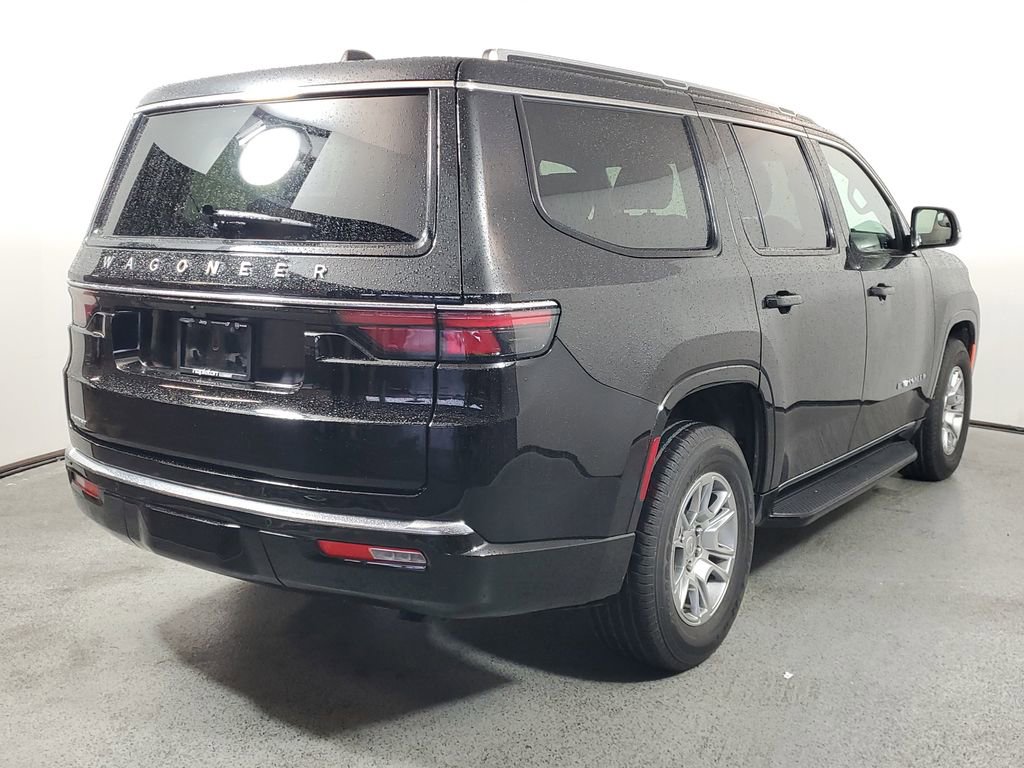 Used 2023 Jeep Wagoneer 4WD image 7