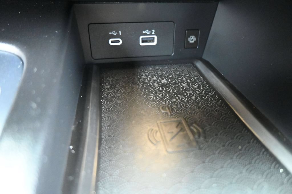 Used 2023 INFINITI QX60 Luxe w/ Performance Audio Package FWD image 16