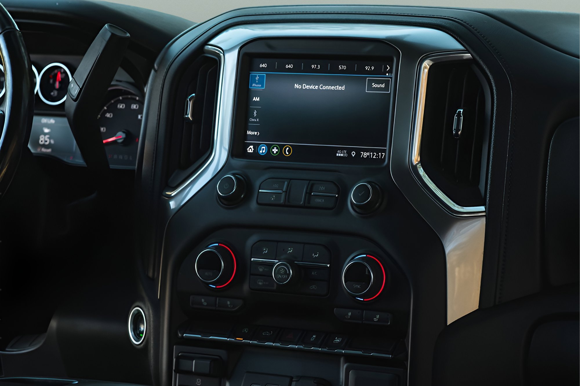 Used 2020 Chevrolet Silverado 1500 LT w/ All-Star Edition image 24