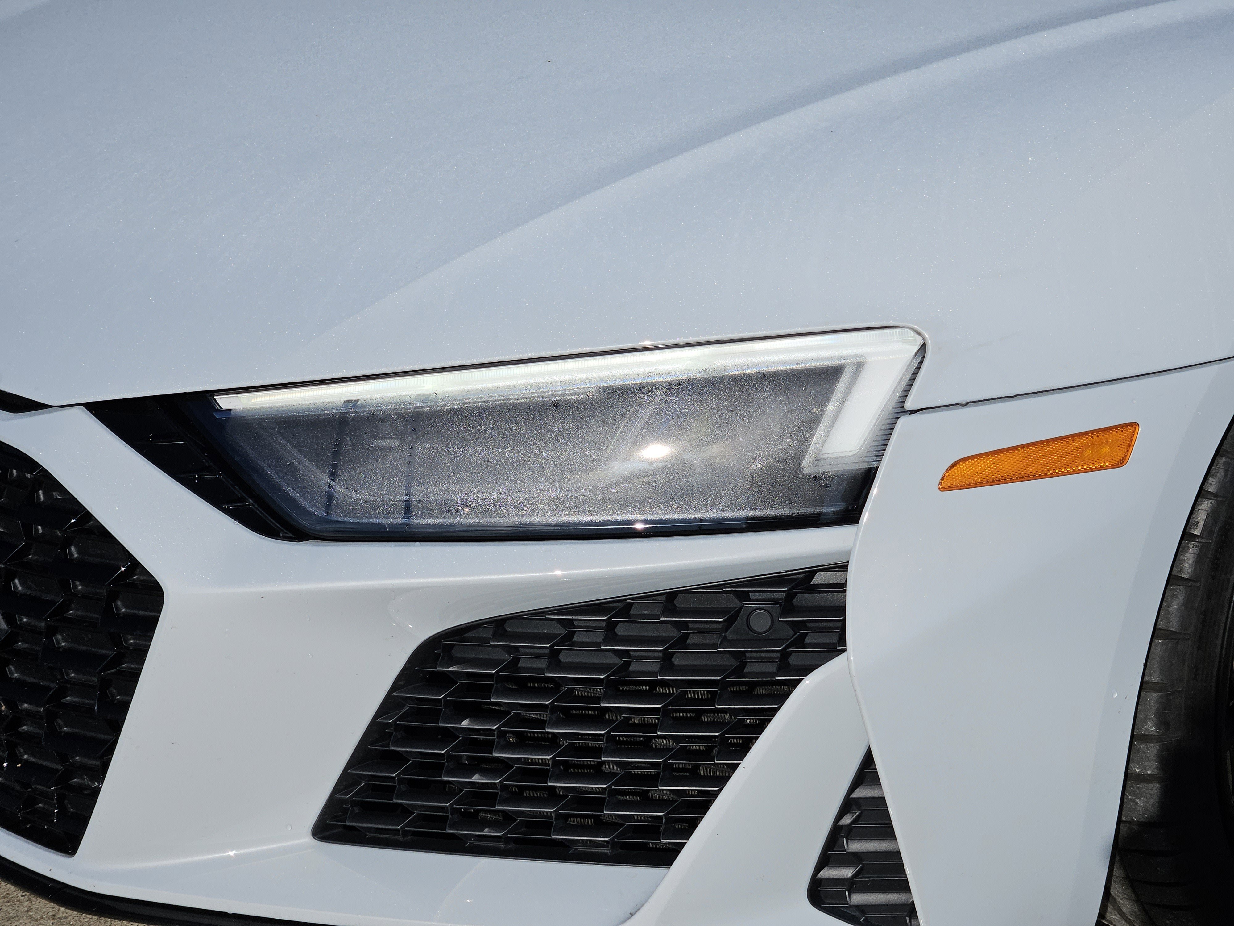 Used 2020 Audi R8 V10 w/ Carbon Exterior Package image 11