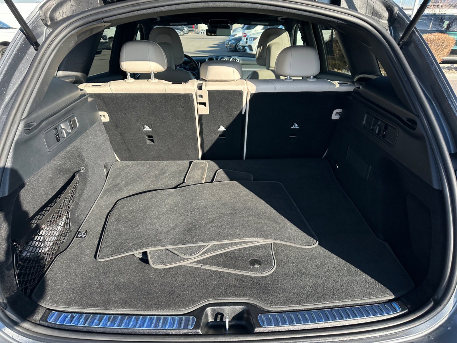 Used 2023 Mercedes-Benz GLC 300 4MATIC image 28