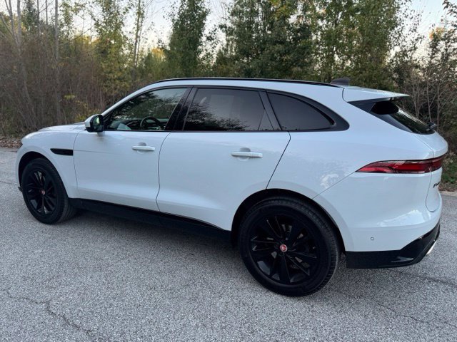 Certified 2021 Jaguar F-PACE R-Dynamic S AWD/4WD image 7