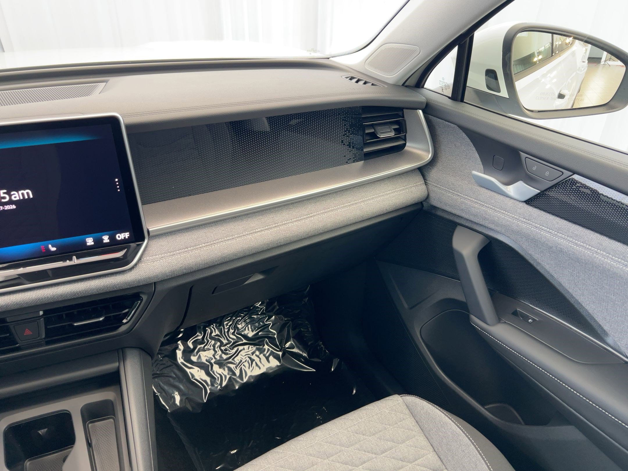 New 2026 Volkswagen Tiguan S FWD image 27