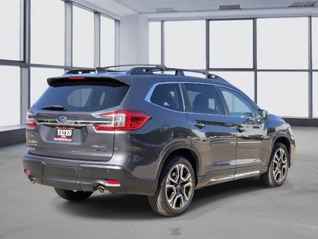 Used 2023 Subaru Ascent Limited w/ Technology Package AWD/4WD image 5