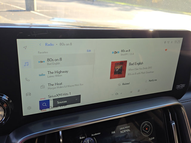 New 2025 Lexus LX 600 4WD w/ Luxury Package image 13