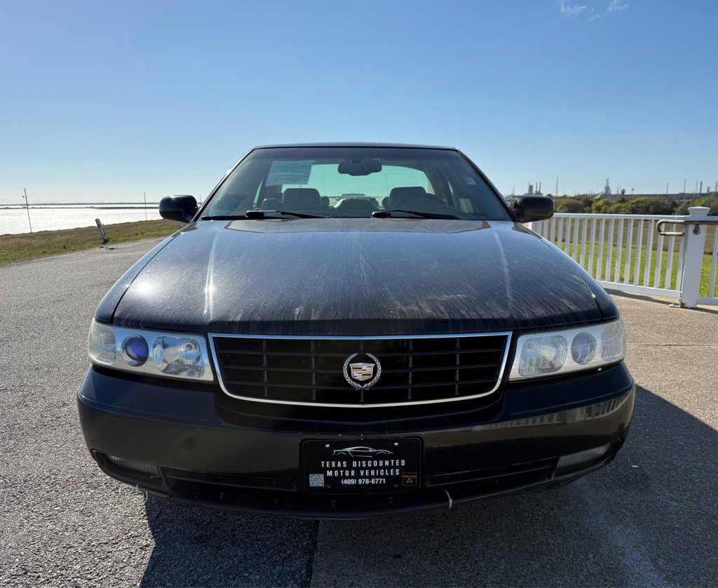 Used 2004 Cadillac Seville SLS w/ Preferred Equipment Group image 2