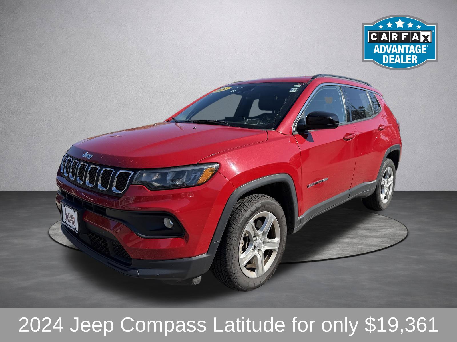 Used 2024 Jeep Compass Latitude AWD/4WD image 9