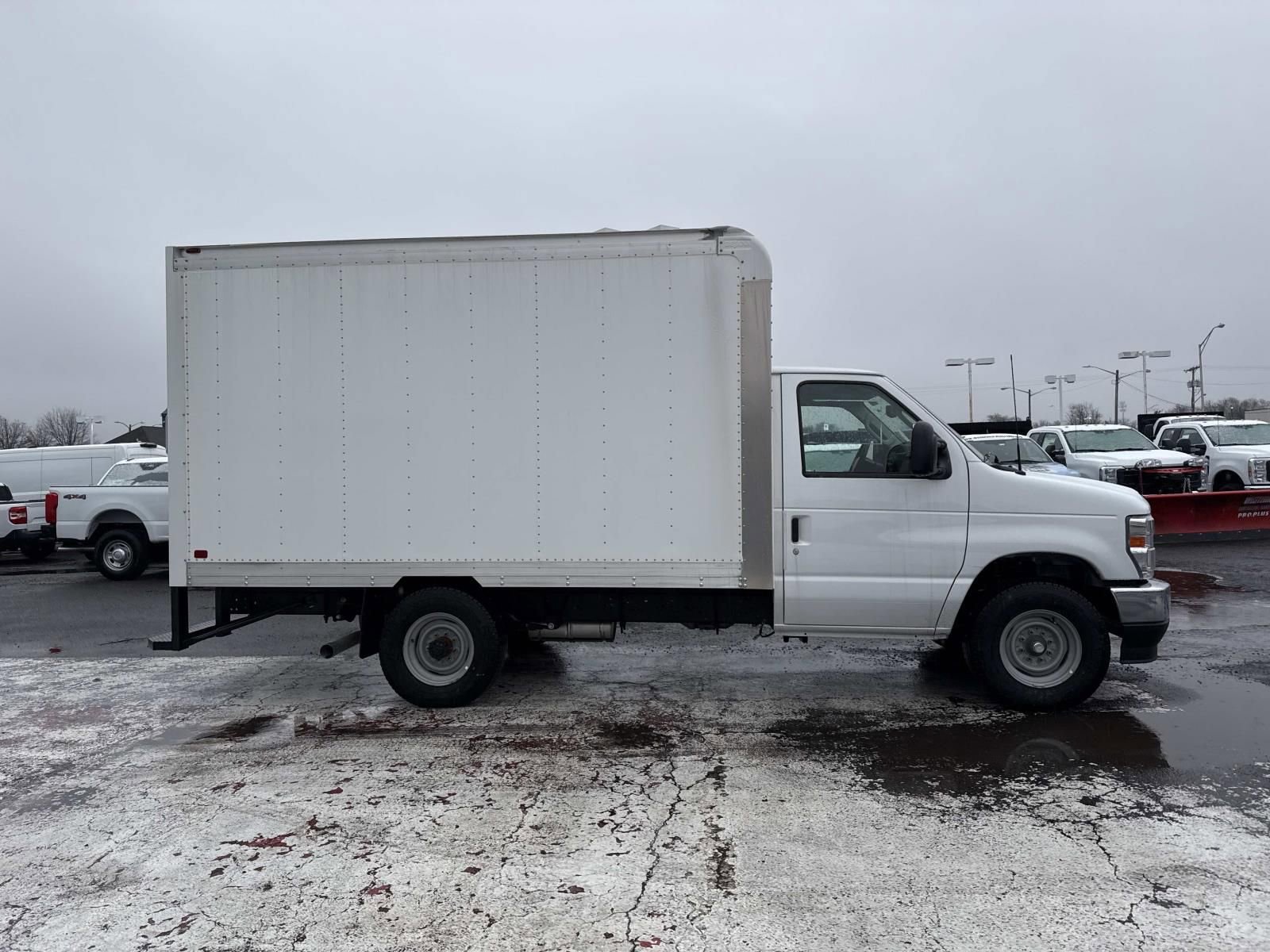 New 2025 Ford E-350 and Econoline 350 Super Duty w/ Power Equipment Group RWD image 2
