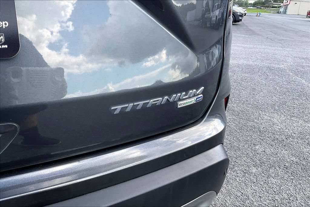 Used 2019 Ford Edge Titanium AWD/4WD image 24