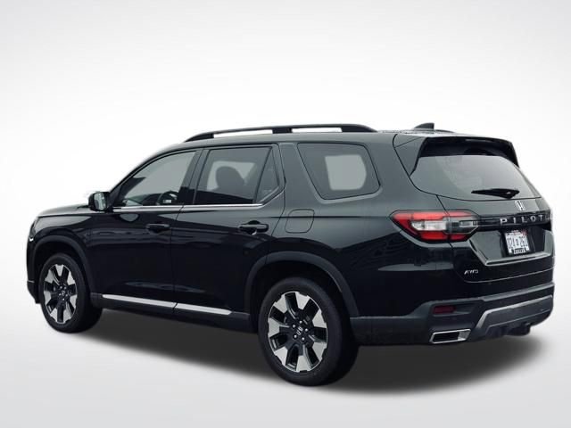 New 2026 Honda Pilot Touring image 8