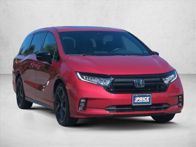 Used 2023 Honda Odyssey Sport image 3