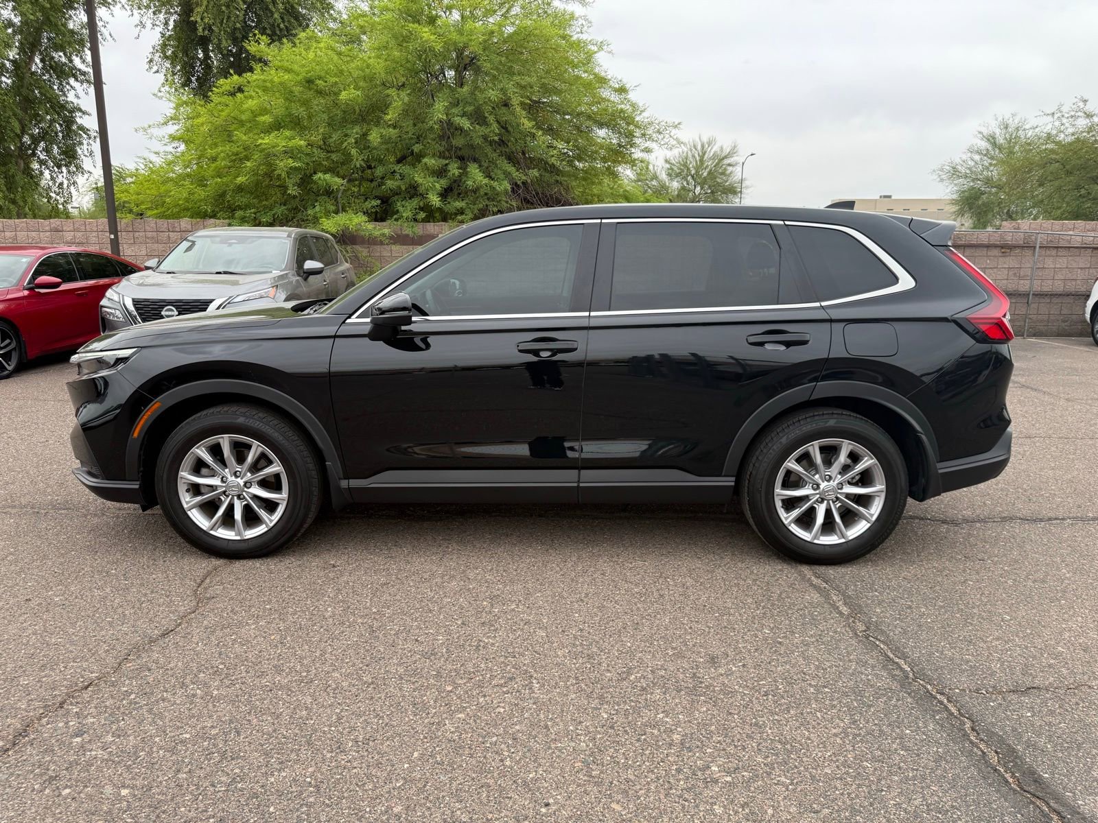 Used 2024 Honda CR-V EX-L image 8