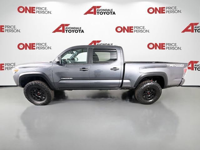 Used 2023 Toyota Tacoma TRD Off-Road w/ Technology Package AWD/4WD image 4