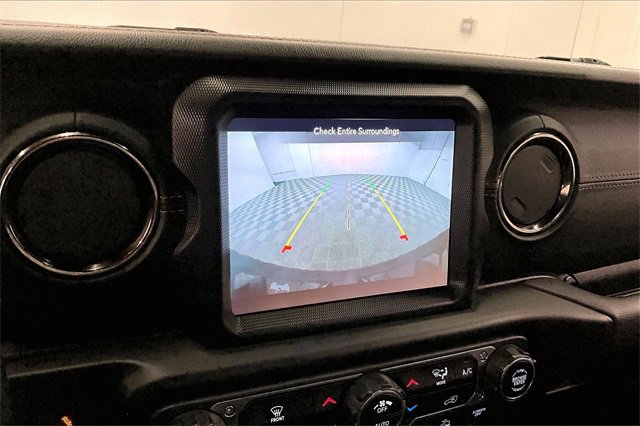Used 2021 Jeep Wrangler Unlimited Sahara image 26