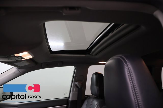 Certified 2018 Toyota Highlander SE AWD/4WD image 13