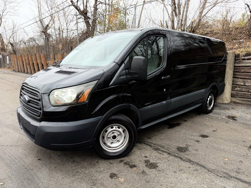 Used 2016 Ford Transit 150 130 Low Roof RWD image 5