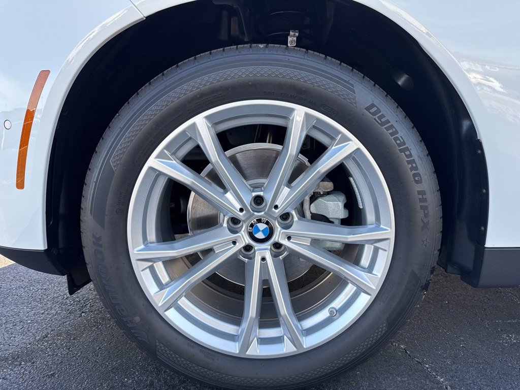 Used 2025 BMW X3 xDrive30i w/ Convenience Package image 9