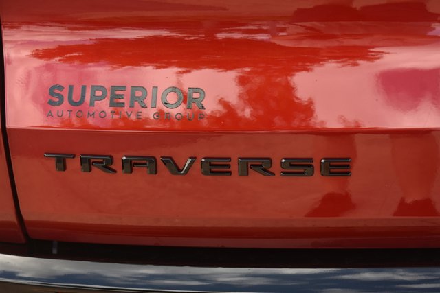 New 2026 Chevrolet Traverse RS w/ LPO, Floor Liner Package FWD image 7