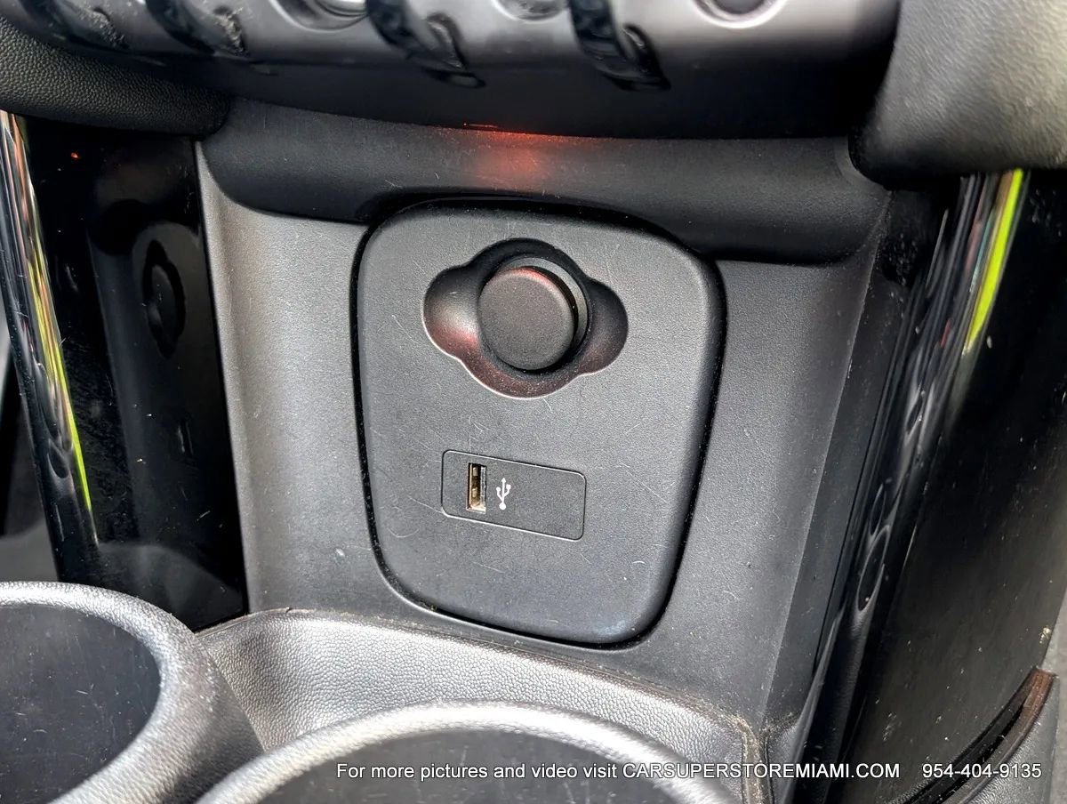 Used 2020 MINI Cooper Convertible image 71