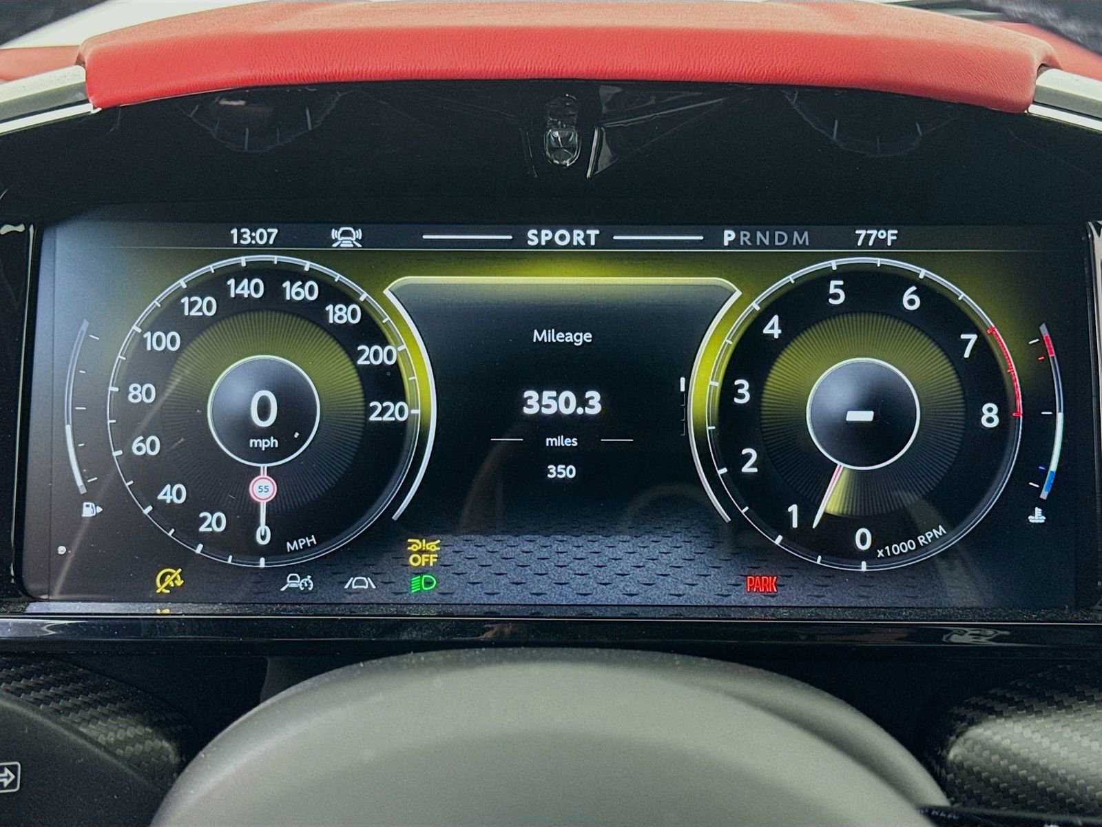 Used 2026 Aston Martin V8 Vantage S RWD image 12
