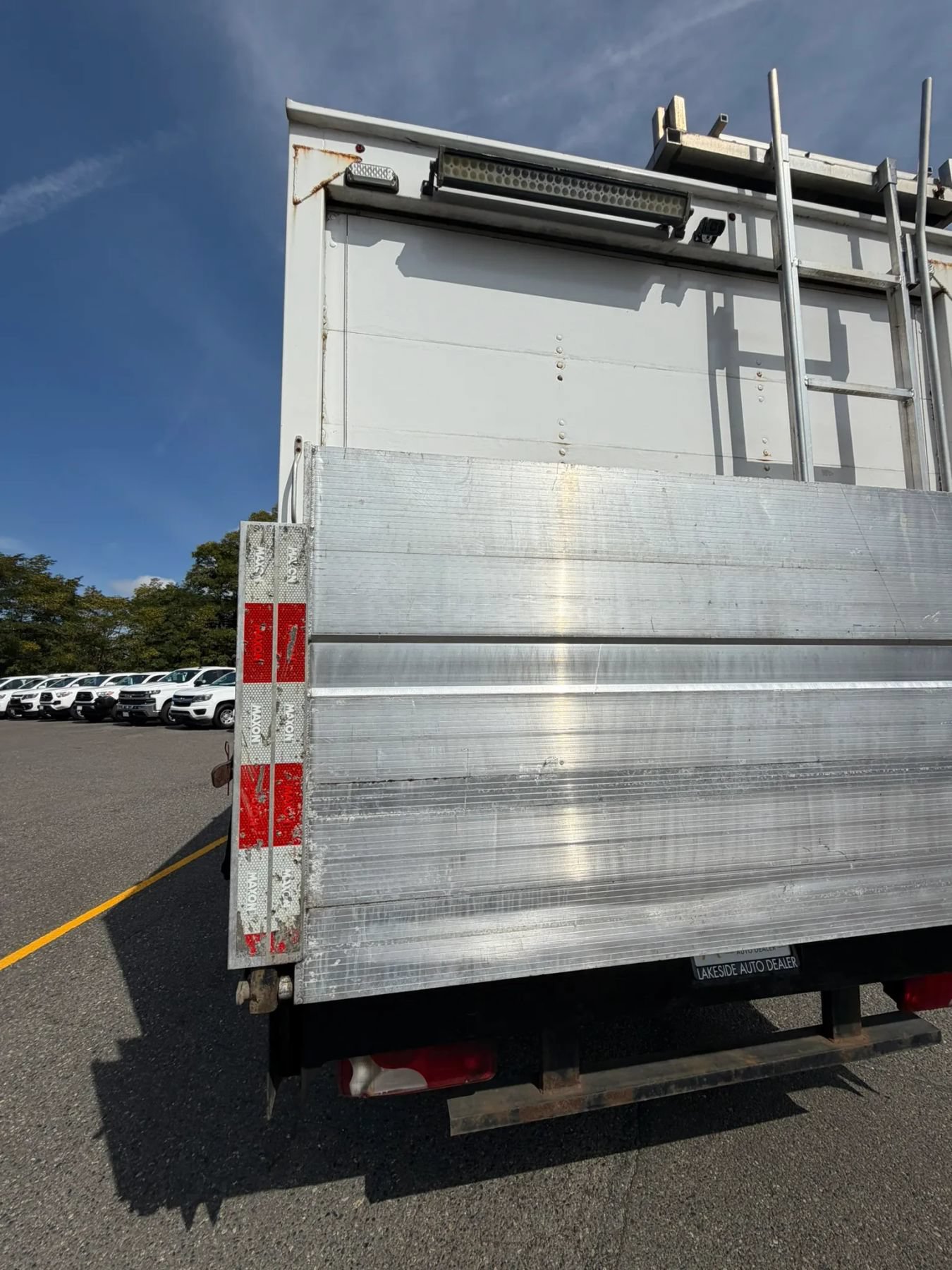 Used 2019 Freightliner Sprinter 3500 w/ Premium Package RWD image 28
