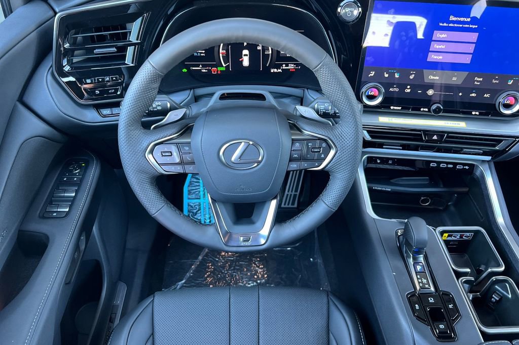 New 2026 Lexus TX 500h AWD image 14