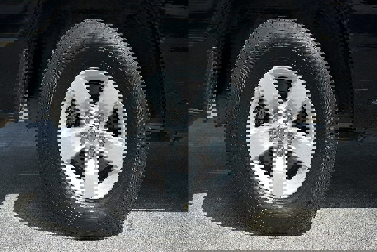 Used 2023 RAM 1500 Classic SLT w/ Trailer & Traction Group image 13