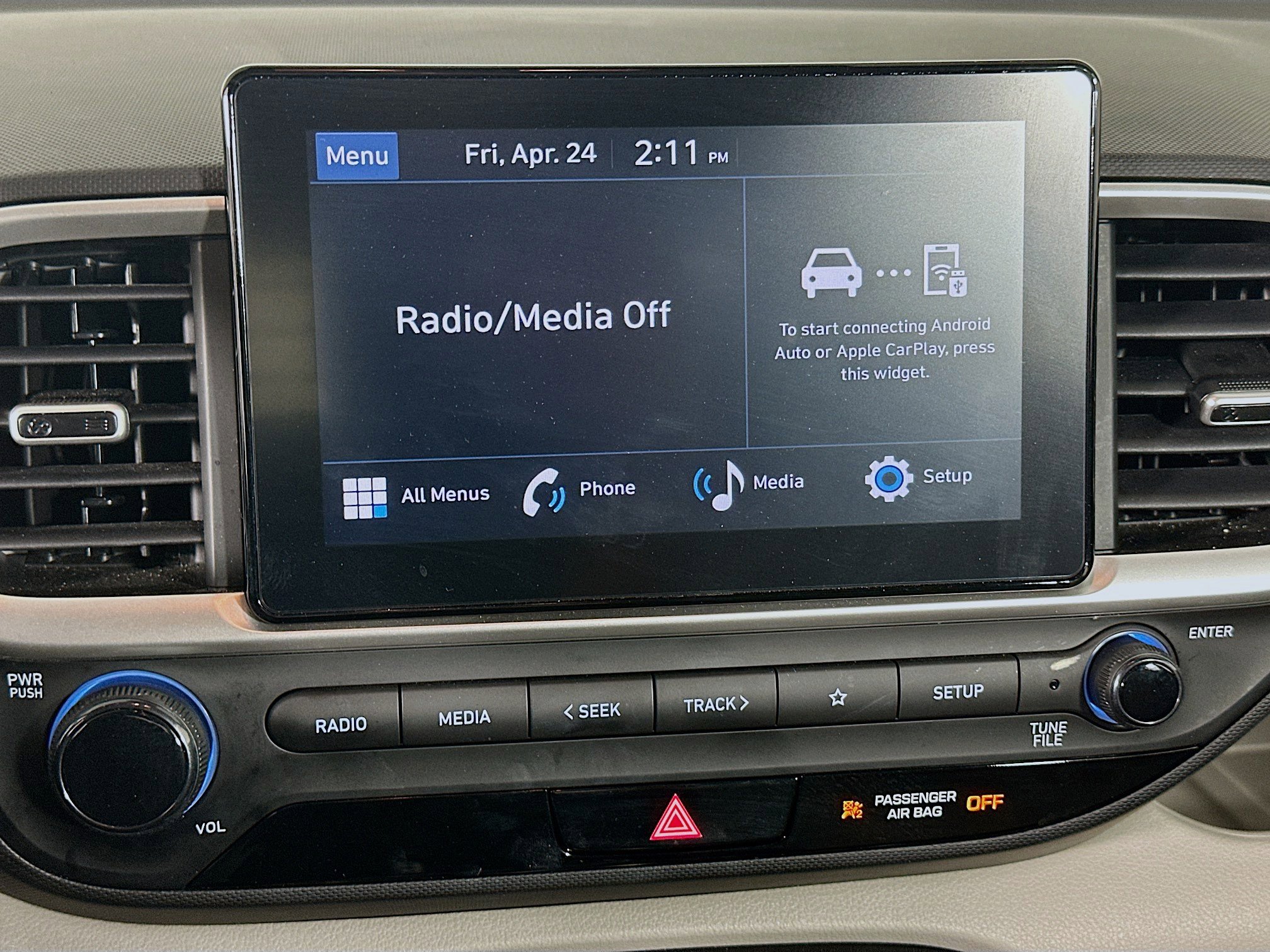 Used 2025 Hyundai Venue SEL FWD image 21