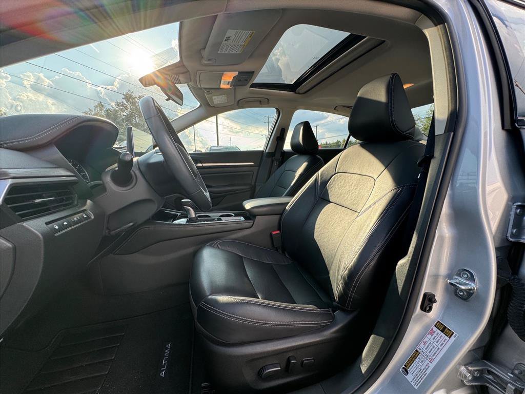 Certified 2024 Nissan Altima 2.5 SL AWD/4WD image 16