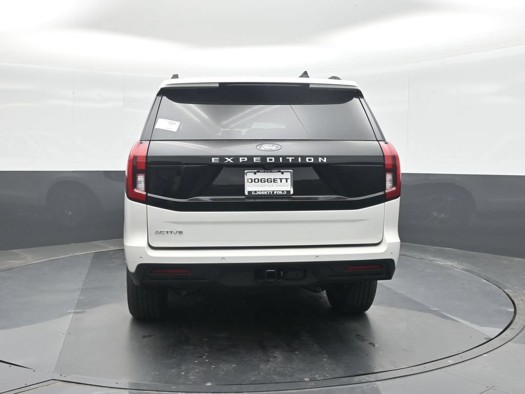 New 2026 Ford Expedition Active RWD image 17