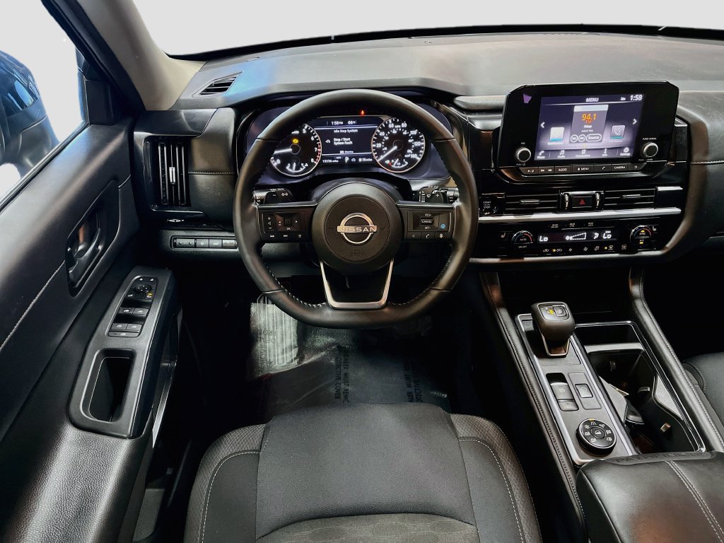 Used 2025 Nissan Pathfinder SV w/ Black Appearance Package AWD/4WD image 21