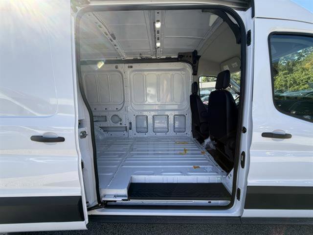 New 2026 Ford Transit 250 148 Medium Roof image 21
