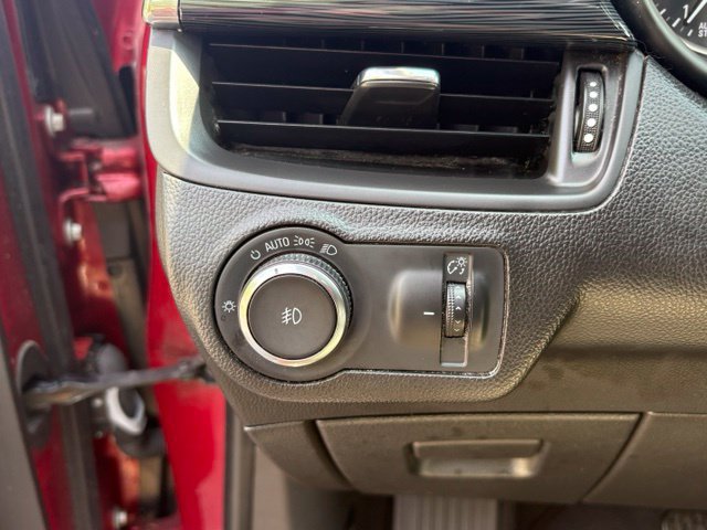 Used 2017 Buick Envision Premium AWD/4WD image 33