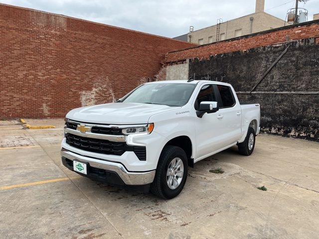 Used 2025 Chevrolet Silverado 1500 LT w/ Safety Package AWD/4WD image 1