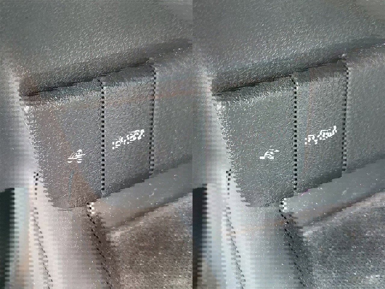 Used 2024 Toyota Camry LE image 28