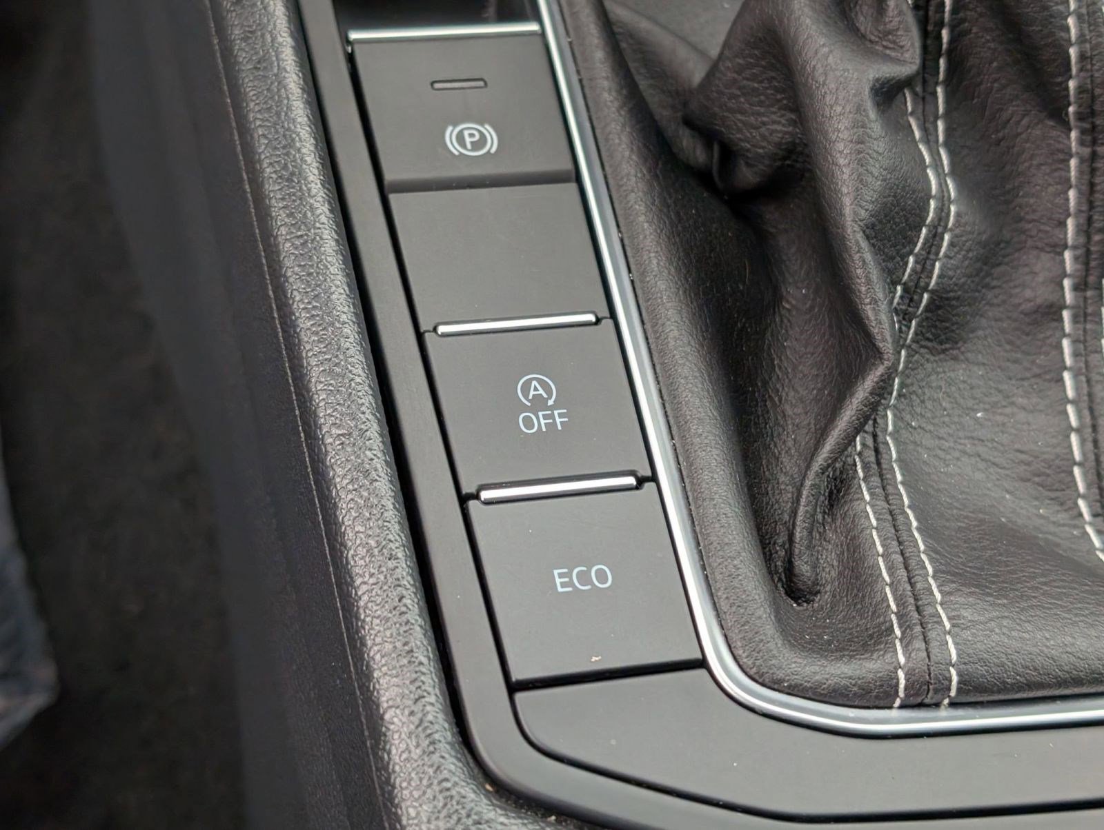 Used 2024 Volkswagen Jetta S image 25