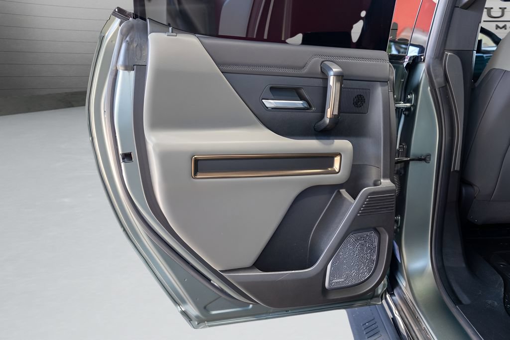 Used 2024 GMC Hummer EV 3X AWD/4WD image 48