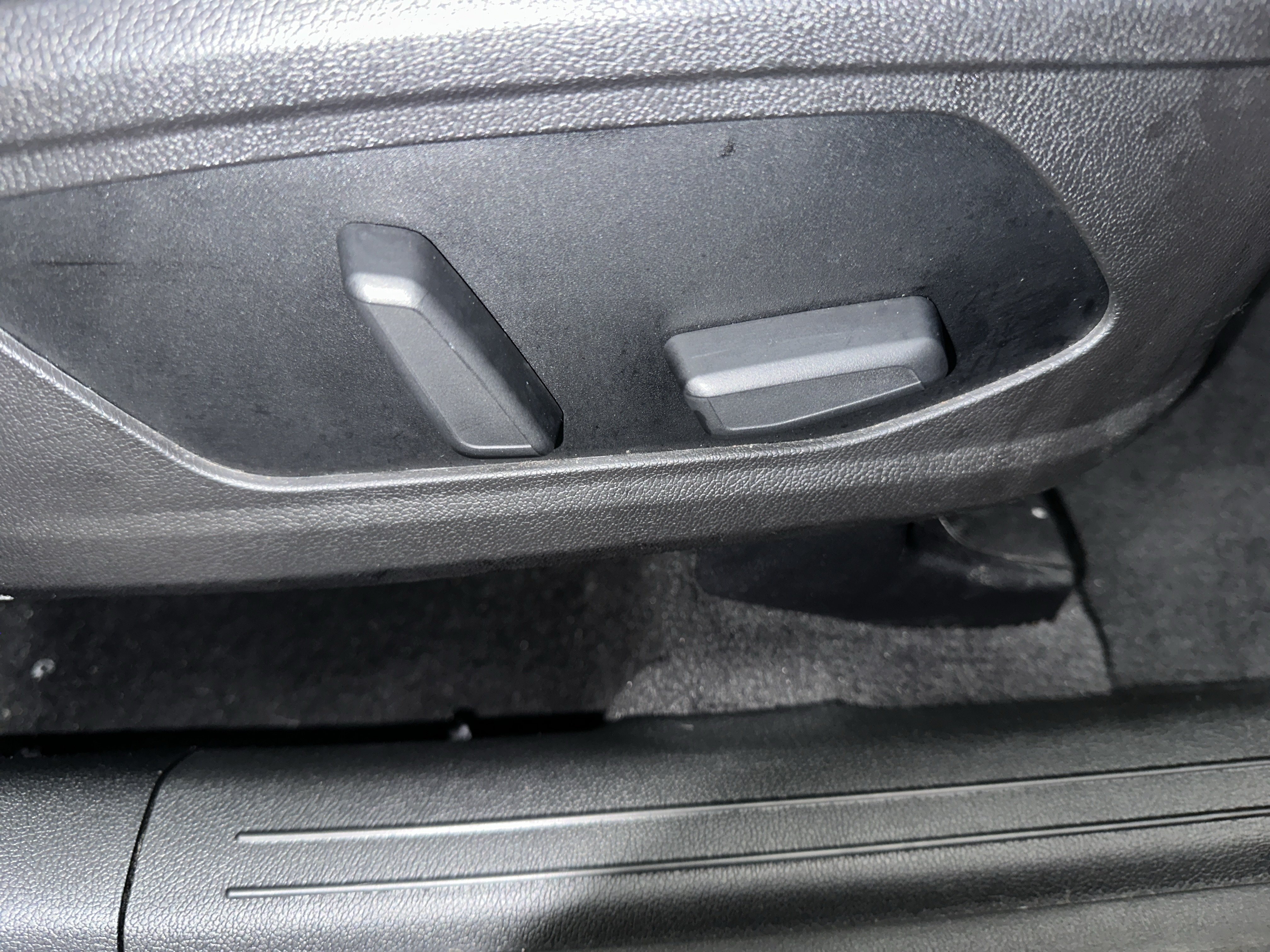 Used 2022 Kia Sorento SX FWD image 24