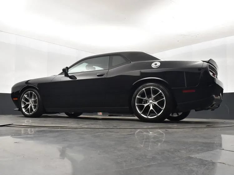 Used 2022 Dodge Challenger GT RWD image 12