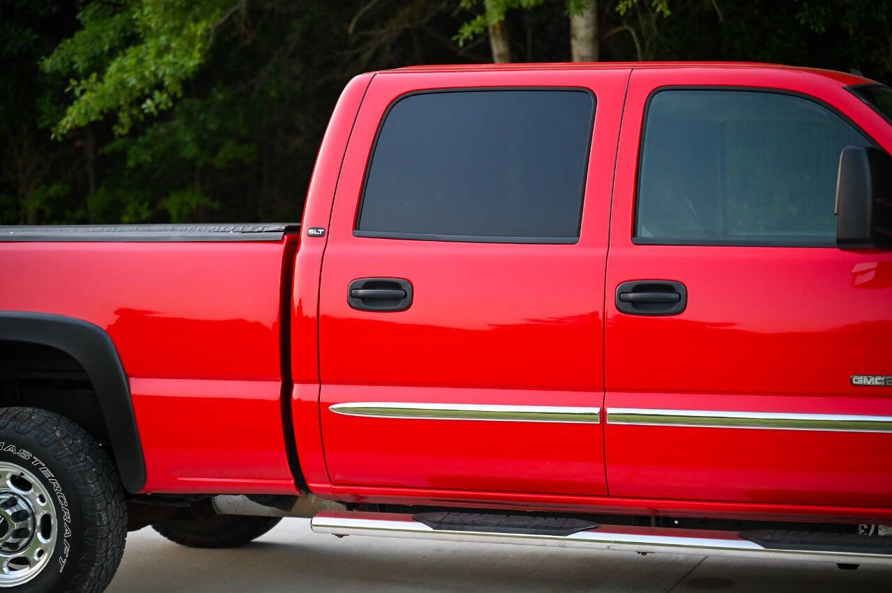 Used 2006 GMC Sierra 2500 SLT w/ Heavy-Duty Power Package AWD/4WD image 43
