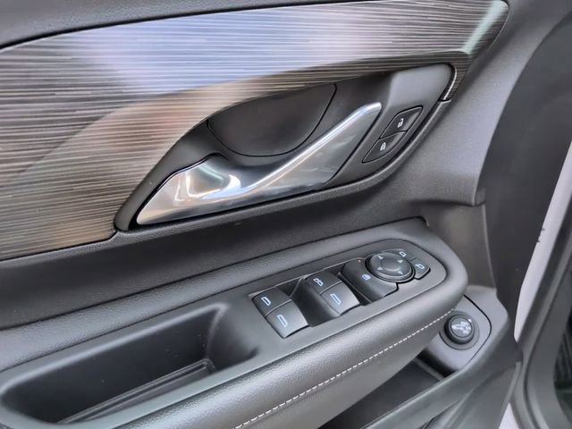 Certified 2022 GMC Terrain SLE w/ Driver Convenience Package image 15