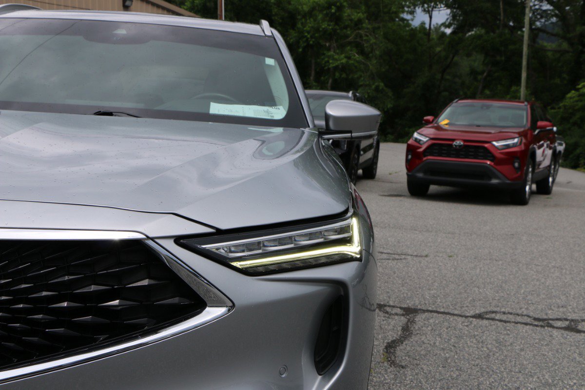 Used 2023 Acura MDX FWD w/ Technology Package image 13