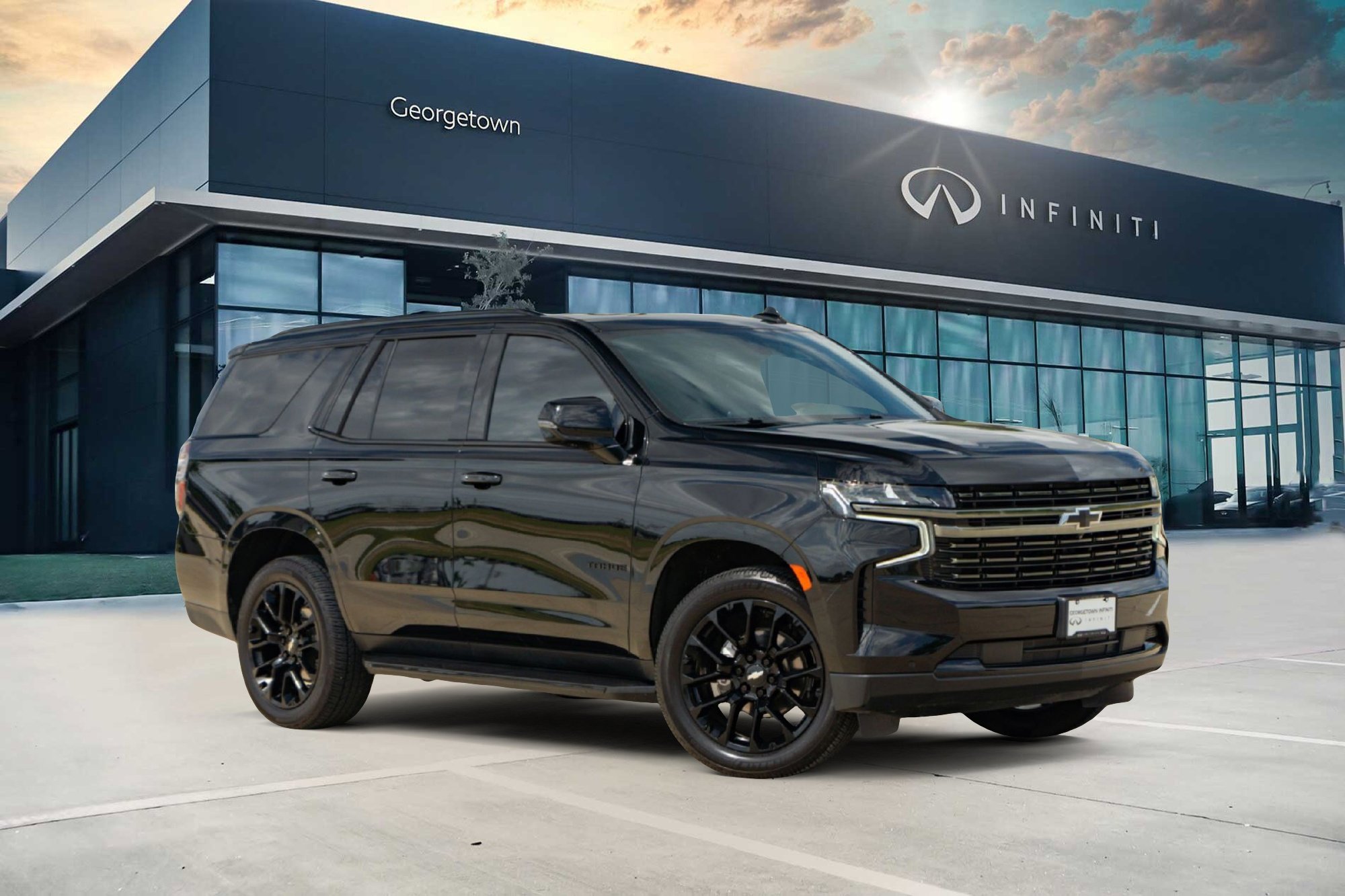 Used 2022 Chevrolet Tahoe RST w/ Luxury Package image 1