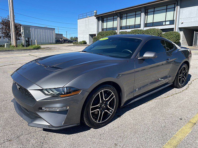 Used 2021 Ford Mustang Premium image 3