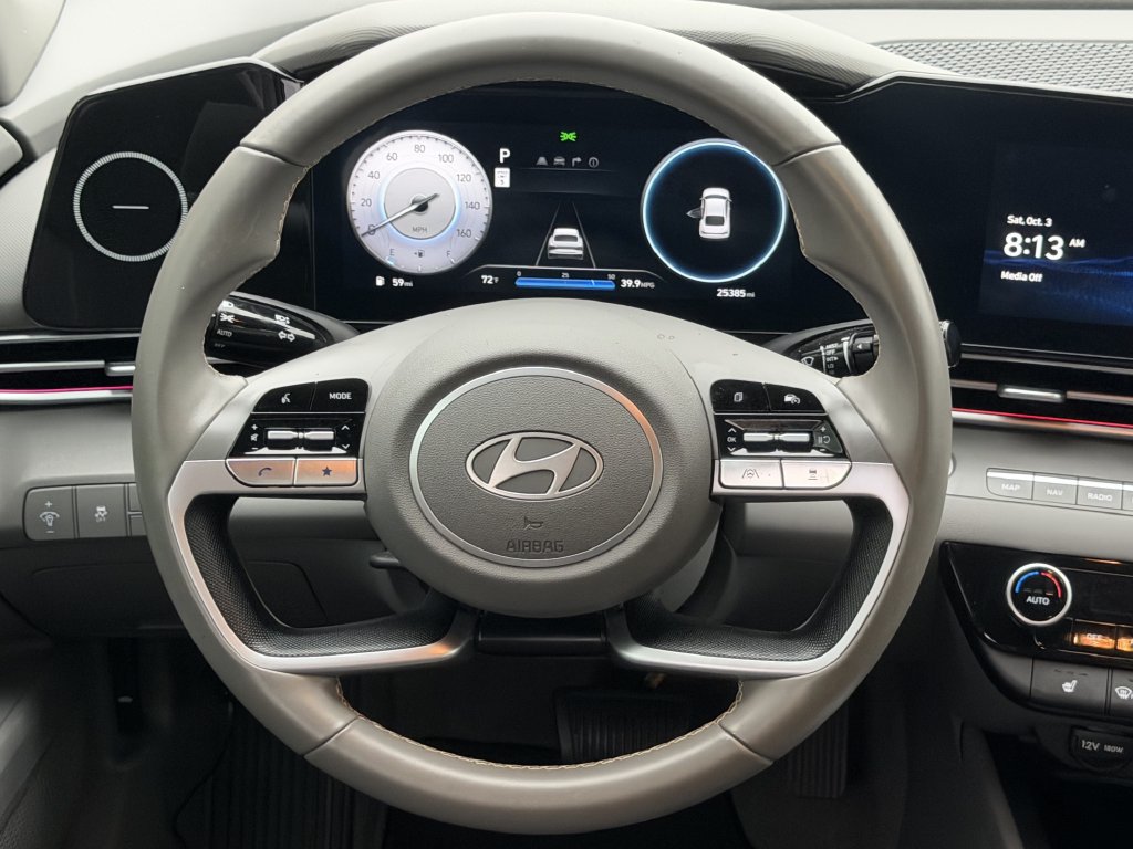 Used 2024 Hyundai Elantra SEL w/ Convenience Package FWD image 11