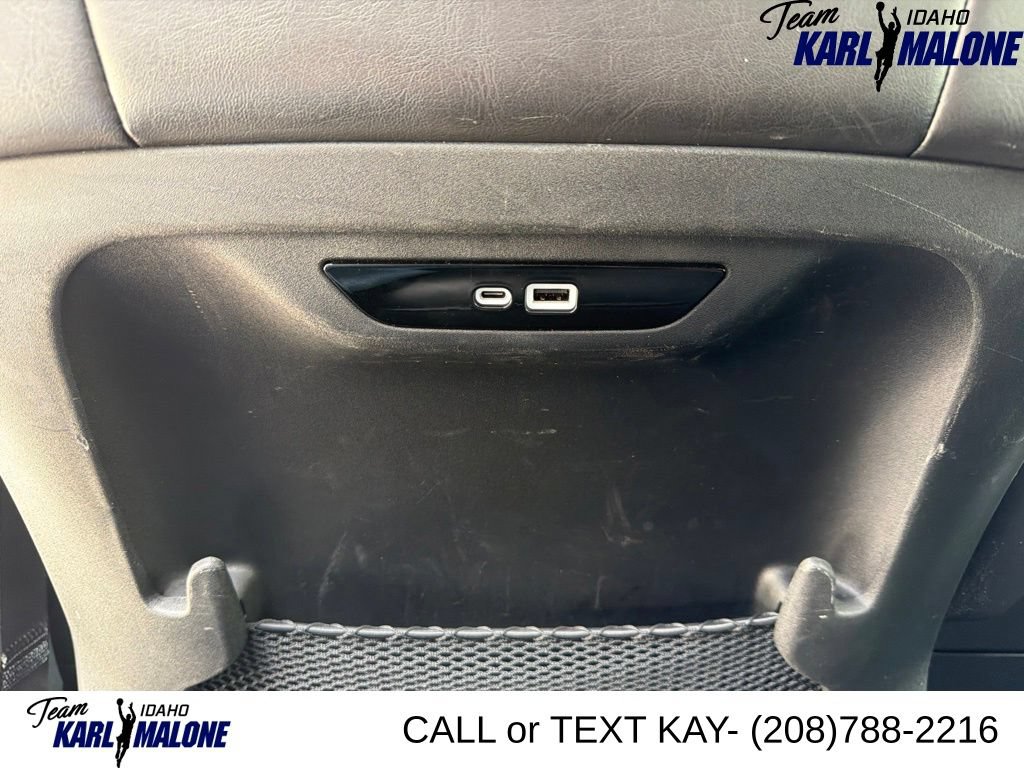 Used 2025 Chrysler Pacifica Select FWD image 18