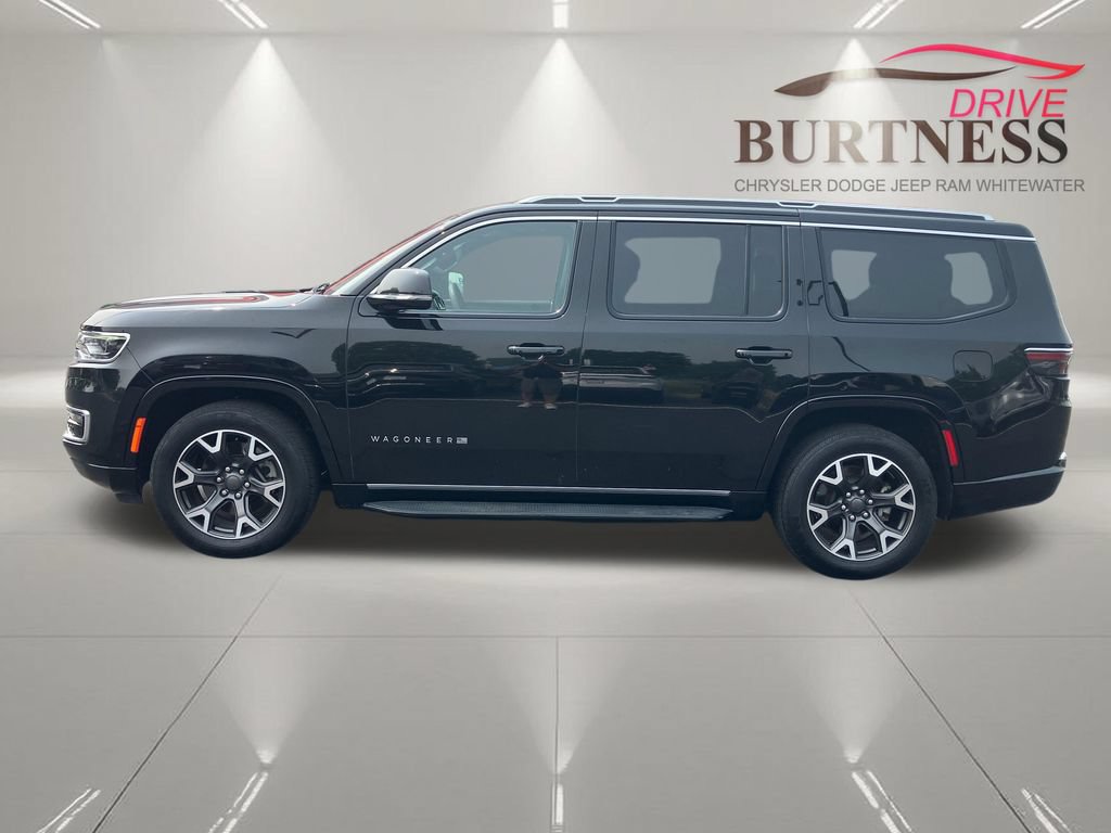 Used 2024 Jeep Wagoneer Series III AWD/4WD image 3