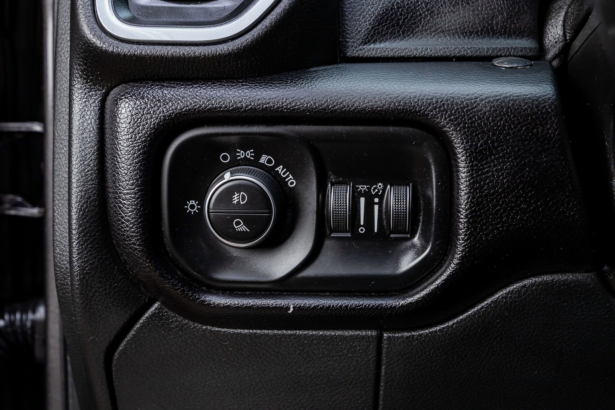 Used 2020 RAM 2500 Laramie AWD/4WD image 21