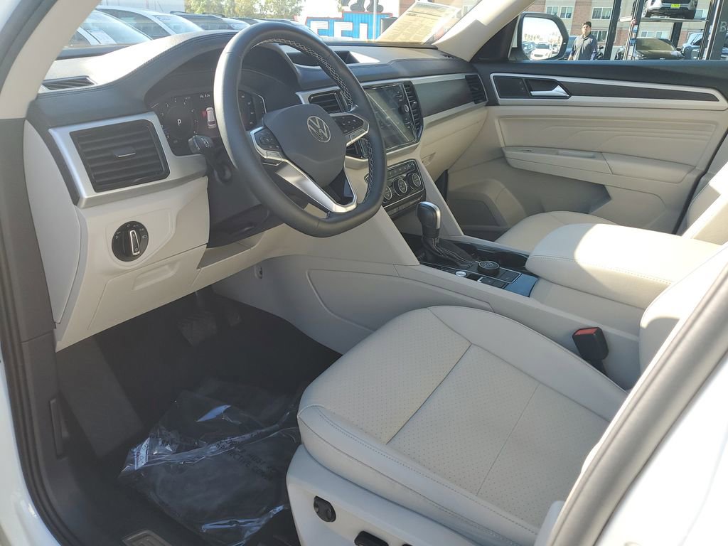 Used 2023 Volkswagen Atlas SE w/ Panoramic Sunroof Package image 21
