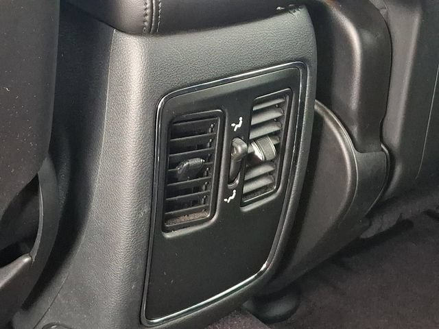 Used 2017 Jeep Grand Cherokee Laredo w/ Quick Order Package 23E AWD/4WD image 21